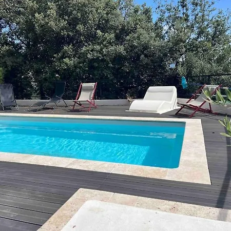 Piscine Les Pieds Dans L'eau Daire